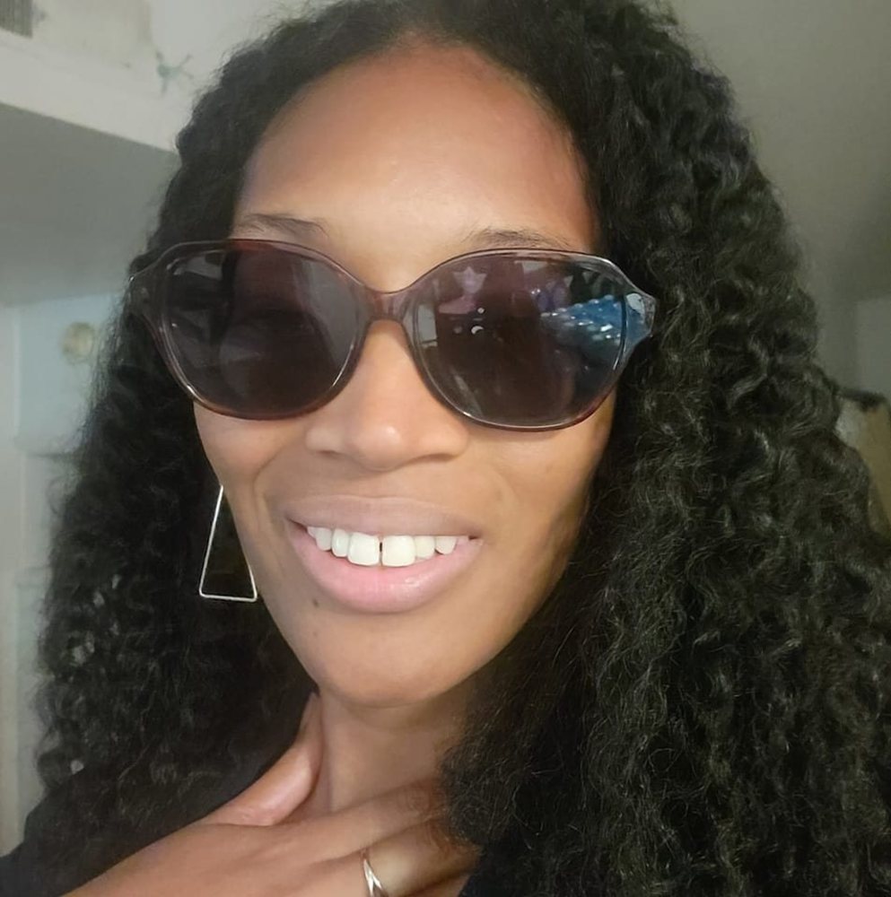 Meet your Posher, Camille